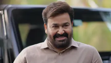 Zasłona do filmu "ഹൃദയപൂര്‍വ്വം" #784293