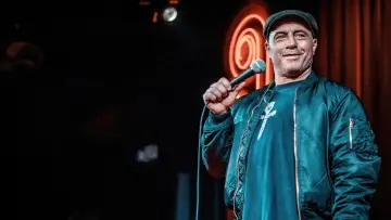 Zasłona do filmu "Joe Rogan: Burn the Boats" #1173760