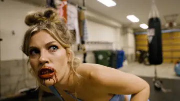 Zasłona do filmu "Shark Girl" #737314