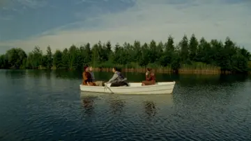 Zasłona do filmu "Człowiek do wszystkiego" #544205