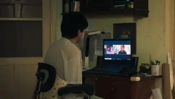 Zasłona do filmu "1 Kakak 7 Ponakan" #704990