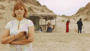 Zasłona do filmu "W skrócie" #1524386