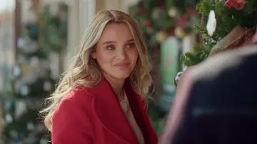 Zasłona do filmu "Holiday Touchdown: A Chiefs Love Story" #1879921