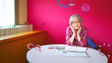 Zasłona do filmu "カラフルな魔女 ～角野栄子の物語が生まれる暮らし～" #876361