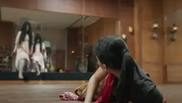 Zasłona do filmu "Panggonan Wingit 2: "Miss K"" #864407