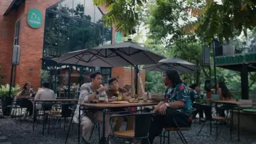 Zasłona do filmu "Cek Khodam" #1176208