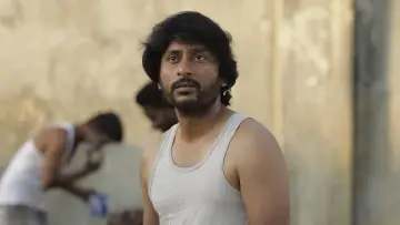 Zasłona do filmu "சொர்க்கவாசல்" #1153185