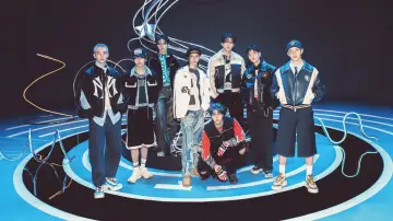 Zasłona do filmu "Beyond Live — Stray Kids World Tour dominATE in SEOUL" #1191259