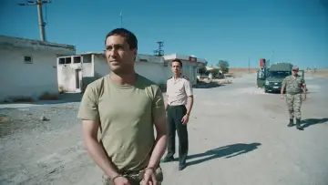 Zasłona do filmu "Gecenin Kıyısı" #715093