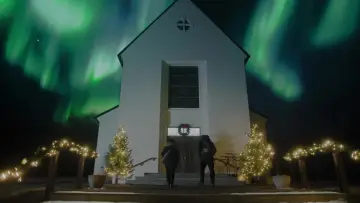 Zasłona do filmu "The Christmas Quest" #682246
