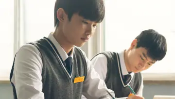 Zasłona do filmu "너와 나의 5분" #1203521