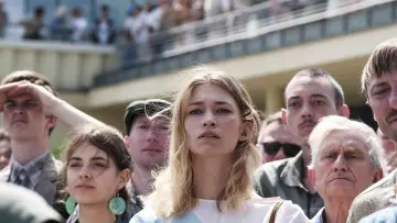 Zasłona do filmu "Wielka Warszawska" #525958