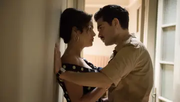 Zasłona do filmu "Υπάρχω" #736908