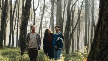 Zasłona do filmu "Esok Tanpa Ibu" #539527