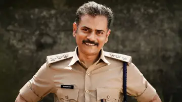Zasłona do filmu "വാഴ II" #795844