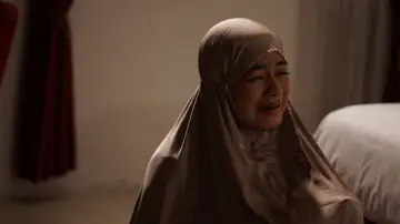 Zasłona do filmu "Air Mata di Ujung Sajadah 2" #809966