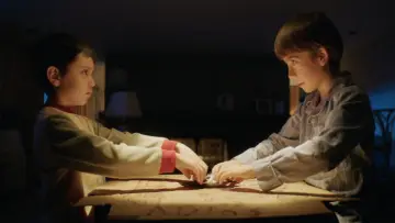 Zasłona do filmu "No dejes a los niños solos" #685973