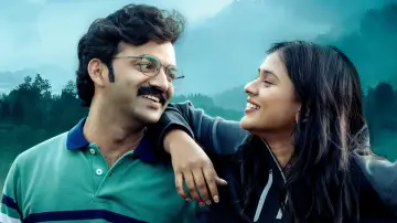Zasłona do filmu "హనీమూన్ ఎక్స్‌ప్రెస్" #1288582