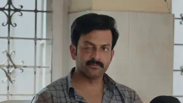 Zasłona do filmu "I, നോബഡി" #1570873