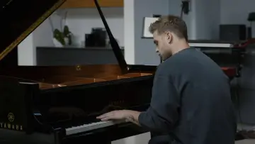 Zasłona do filmu "Tuner" #952296