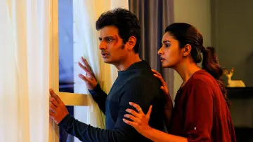 Zasłona do filmu "பிளாக்" #1191244
