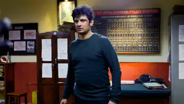 Zasłona do filmu "பிளாக்" #1191247