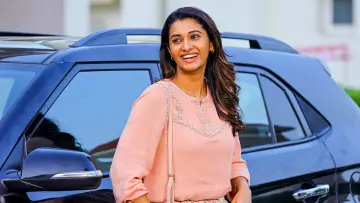Zasłona do filmu "பிளாக்" #1191248