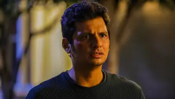 Zasłona do filmu "பிளாக்" #1191249