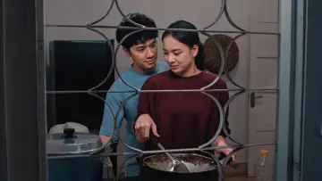 Zasłona do filmu "Kupilih Jalur Langit" #1884153