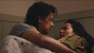 Zasłona do filmu "La Tahzan: Cinta, Dosa, Luka..." #672829