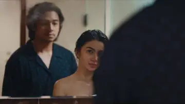 Zasłona do filmu "La Tahzan: Cinta, Dosa, Luka..." #672834
