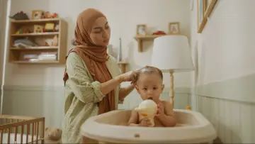 Zasłona do filmu "La Tahzan: Cinta, Dosa, Luka..." #672867