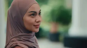 Zasłona do filmu "La Tahzan: Cinta, Dosa, Luka..." #672874