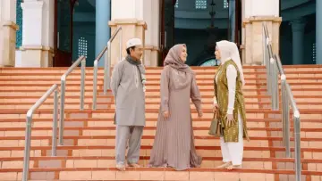 Zasłona do filmu "La Tahzan: Cinta, Dosa, Luka..." #672893