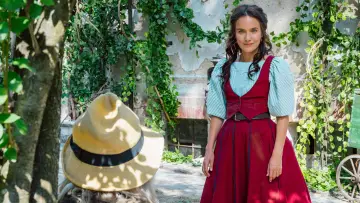 Zasłona do filmu "Cukrkandl" #807538