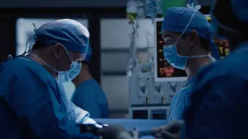 Zasłona do filmu "Transplant" #736467