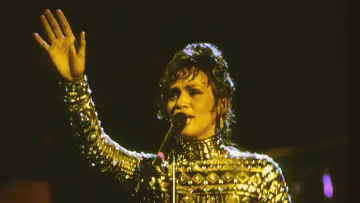 Zasłona do filmu "Whitney Houston: The Concert for a New South Africa (Durban)" #1842610