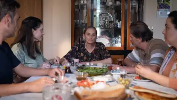 Zasłona do filmu "Mukadderat" #704436
