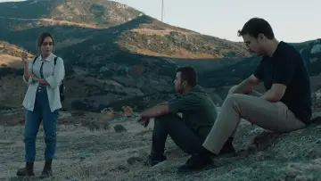 Zasłona do filmu "Seni Bıraktığım Yerdeyim" #1608801