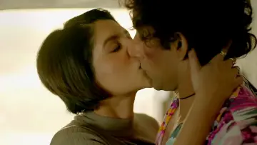 Zasłona do filmu "দি অ্যাকাডেমি ওফ ফাইন আর্টস" #769435