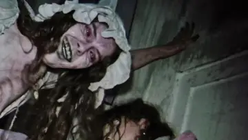 Zasłona do filmu "V/H/S/Halloween" #579753