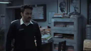 Zasłona do filmu "মায়া সত্য ভ্রম" #1525956