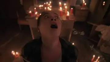 Zasłona do filmu "Dia Bukan Ibu" #533123