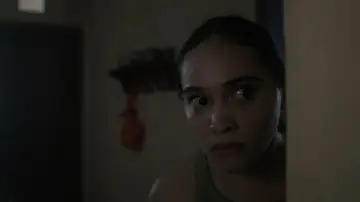 Zasłona do filmu "Dia Bukan Ibu" #533141