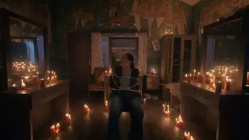 Zasłona do filmu "Dia Bukan Ibu" #533167