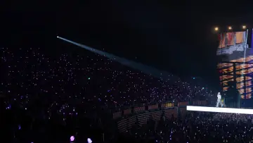 Zasłona do filmu "백현: 론스달라이트 닷 인 시네마" #942073