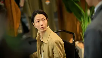 Zasłona do filmu "군체" #813631