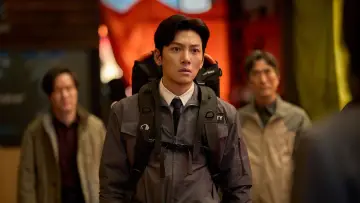 Zasłona do filmu "군체" #813634