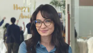 Zasłona do filmu "Yakin Nikah" #535350