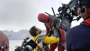 Zasłona do filmu "Assembled: Za kulisami Deadpool & Wolverine" #982083